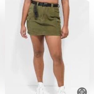 Hot Kiss High Rise Pocket Skirt Size 12/13